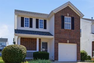 10 W Homefield Point Court, O'fallon, MO 63366