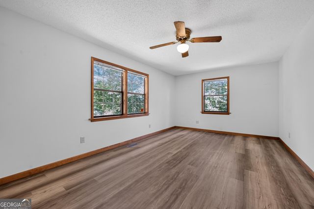 28 Coon Tail Road, Blairsville, GA 30512