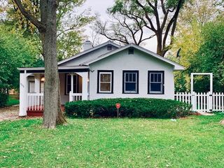 3008 Lincoln Road, Oak Brook, IL 60523