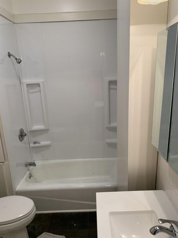 25 Back Street, Randolph, VT 05060