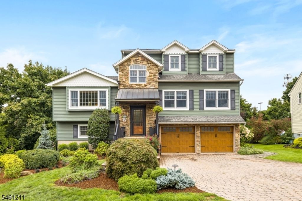 11 Tannery Ln, Roseland Boro, NJ 07068 — exterior