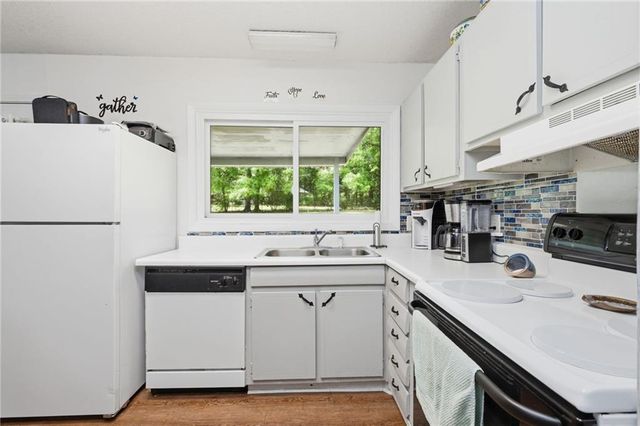 4320 Binghamton Drive, Mobile, AL 36619