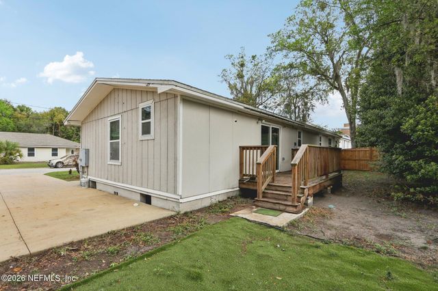 519 WALBURG Street, Green Cove Springs, FL 32043