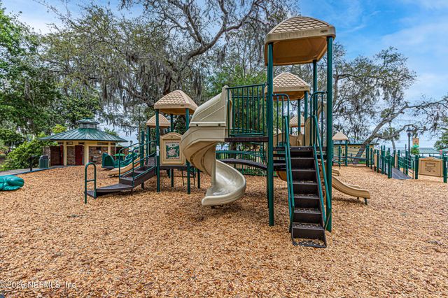 519 WALBURG Street, Green Cove Springs, FL 32043