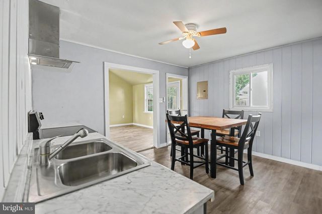 356 W BEECH ST, Pottstown, PA 19464