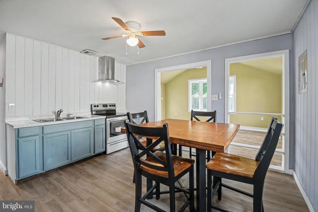 356 W BEECH ST, Pottstown, PA 19464