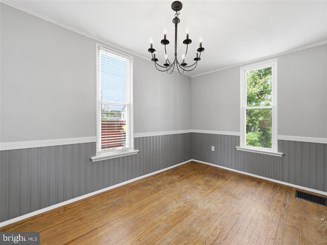 111 HARRISON AVE, Waynesboro, PA 17268