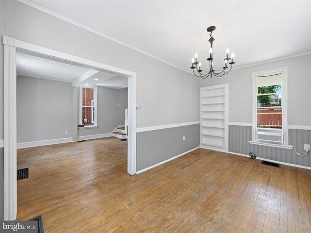 111 HARRISON AVE, Waynesboro, PA 17268