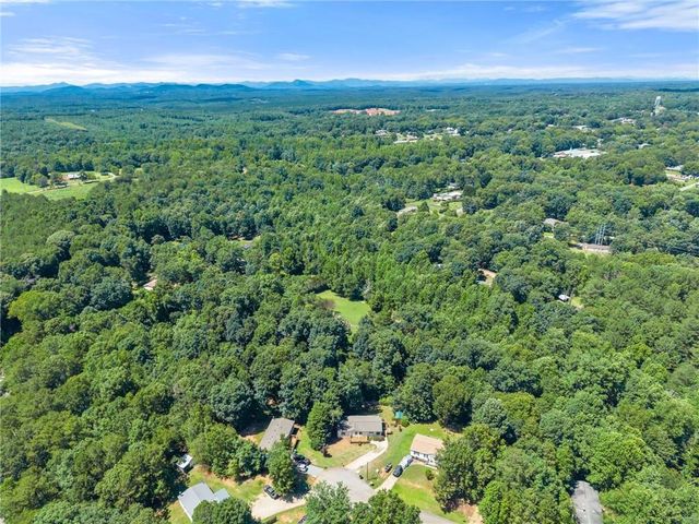 6736 Victoria Lane, Lula, GA 30554