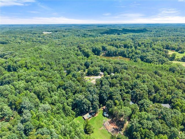 6736 Victoria Lane, Lula, GA 30554