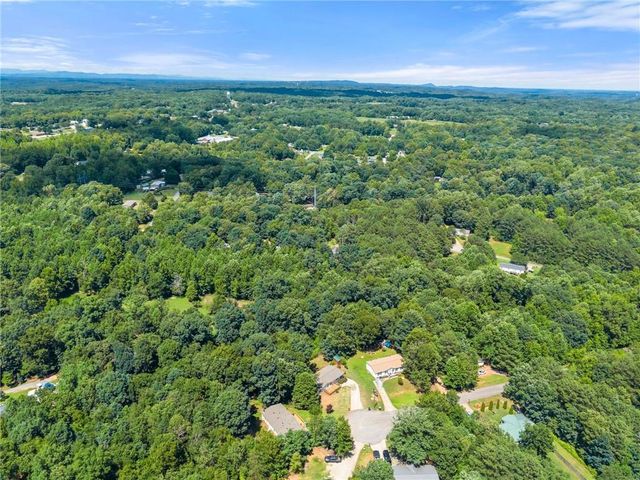 6736 Victoria Lane, Lula, GA 30554