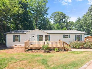 6736 Victoria Lane, Lula, GA 30554
