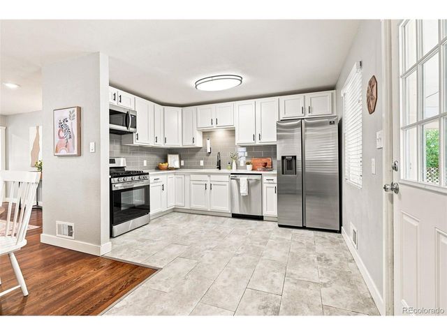 1908 Akron St, Aurora, CO 80010
