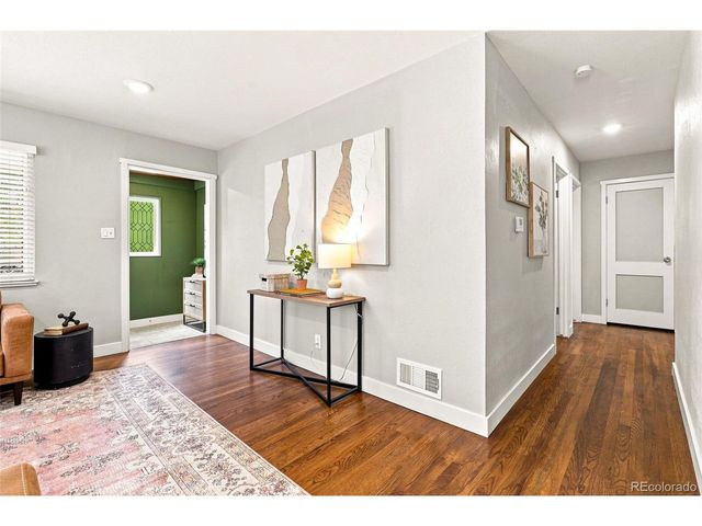 1908 Akron St, Aurora, CO 80010