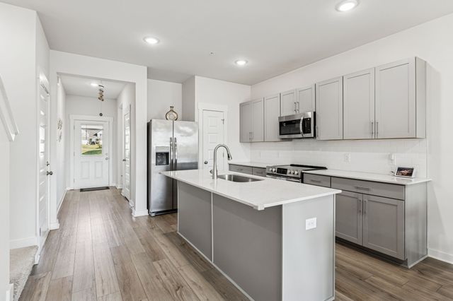 603 Birdie Dr, Spring Hill, TN 37174