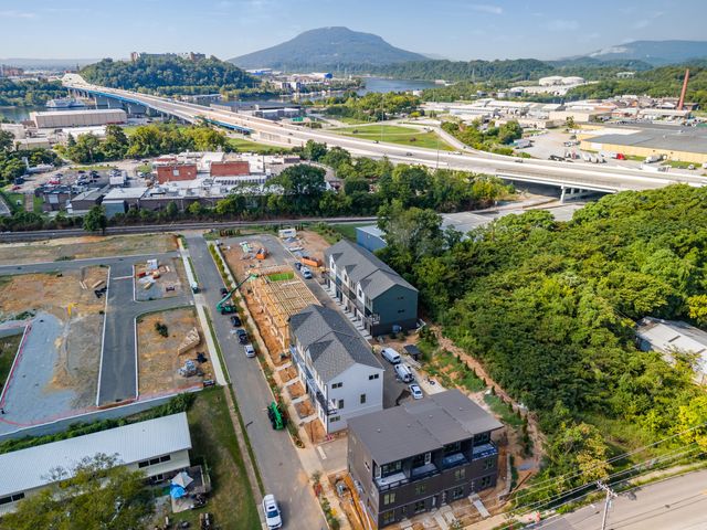 140 Pathfinder Place 45, Chattanooga, TN 37405