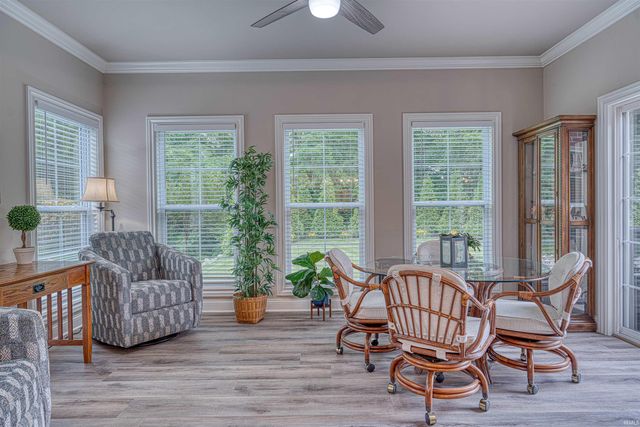157 Driftwood Lane, Newburgh, IN 47630