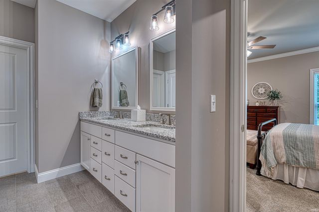 157 Driftwood Lane, Newburgh, IN 47630