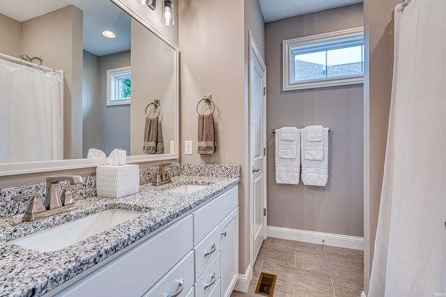 157 Driftwood Lane, Newburgh, IN 47630