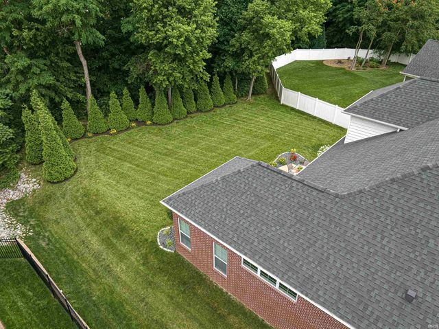 157 Driftwood Lane, Newburgh, IN 47630