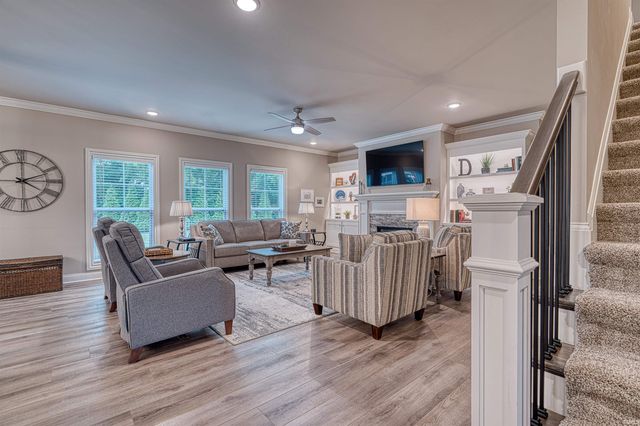 157 Driftwood Lane, Newburgh, IN 47630