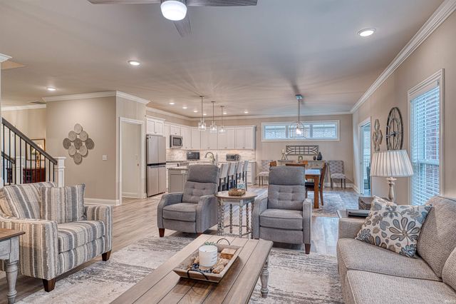 157 Driftwood Lane, Newburgh, IN 47630