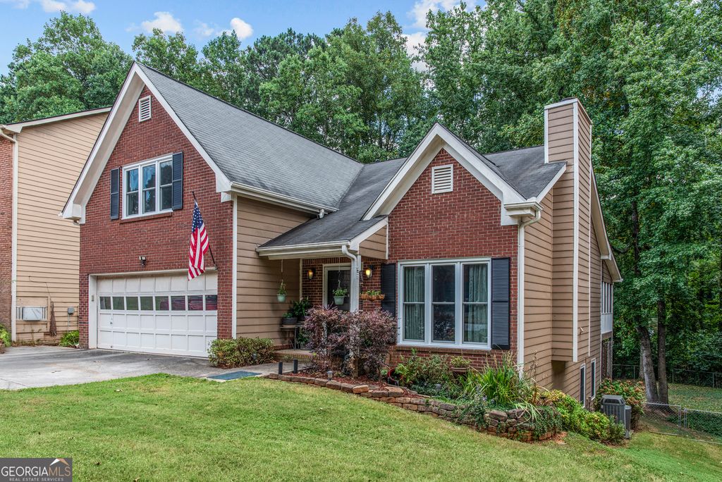 3075 Oak Meadow Drive, Snellville, GA 30078