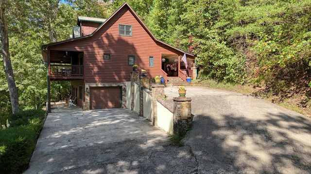 3204 Creek View Road, Hiawassee, GA 30546
