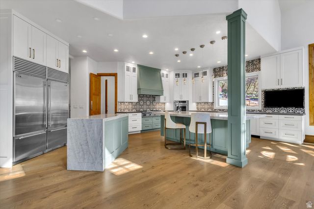 1400 E COVE CIR, North Salt Lake, UT 84054