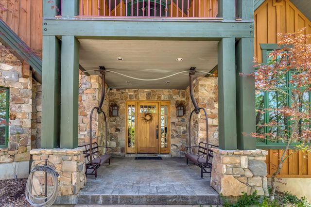 1400 E COVE CIR, North Salt Lake, UT 84054