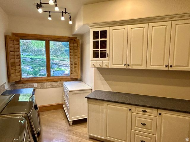 1400 E COVE CIR, North Salt Lake, UT 84054