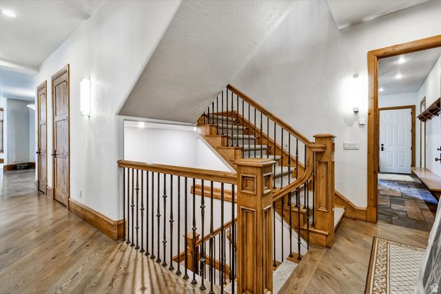 1400 E COVE CIR, North Salt Lake, UT 84054