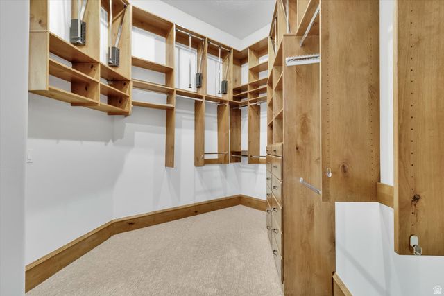 1400 E COVE CIR, North Salt Lake, UT 84054