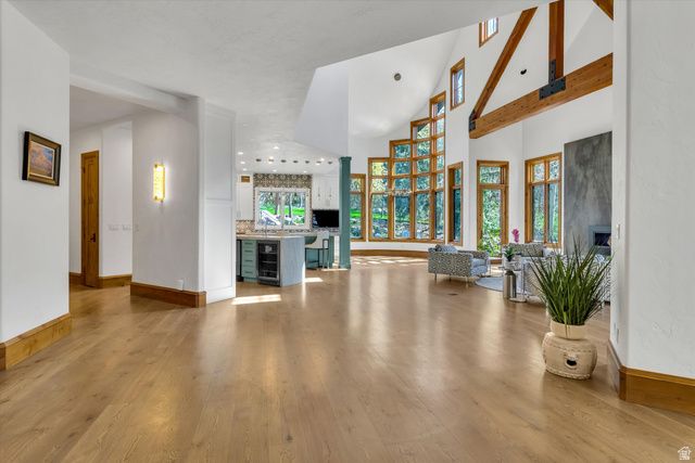 1400 E COVE CIR, North Salt Lake, UT 84054