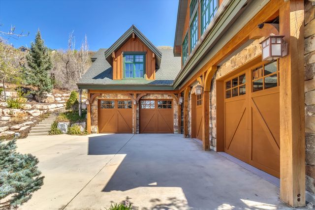 1400 E COVE CIR, North Salt Lake, UT 84054