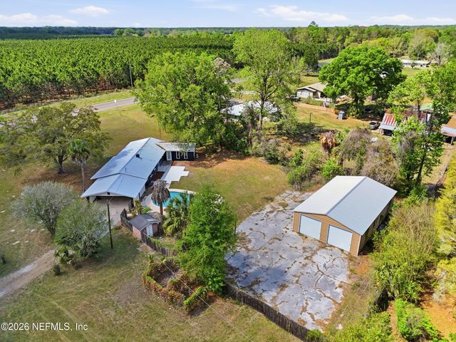 980 SW 105TH Street, Trenton, FL 32693