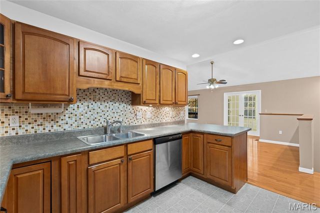 6450 Timber Lane Drive, Mascoutah, IL 62258