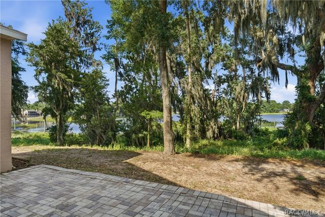 964 Pritchard Island Road, Inverness, FL 34450