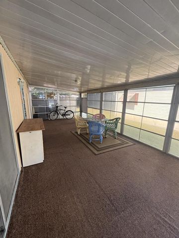 222 W W Caribbean, Port St Lucie, FL 34952