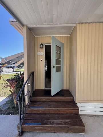 222 W W Caribbean, Port St Lucie, FL 34952