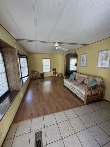 222 W W Caribbean, Port St Lucie, FL 34952