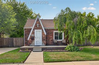 26227 Clancy Street, Roseville, MI 48066