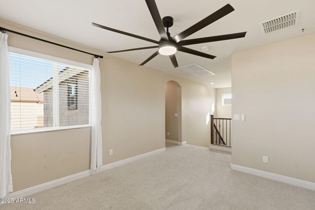 1389 S CHAPARRAL Boulevard, Gilbert, AZ 85296