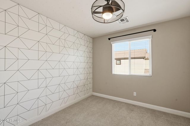 1389 S CHAPARRAL Boulevard, Gilbert, AZ 85296