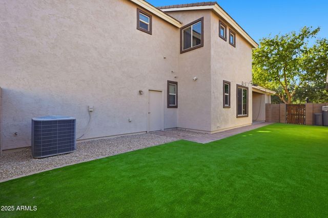 1389 S CHAPARRAL Boulevard, Gilbert, AZ 85296