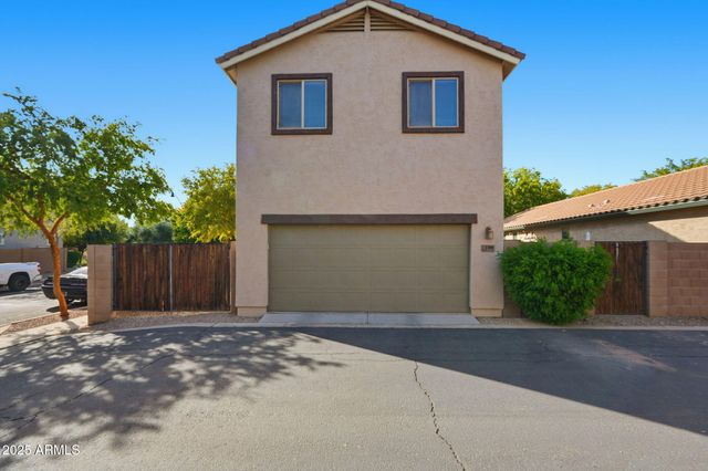 1389 S CHAPARRAL Boulevard, Gilbert, AZ 85296