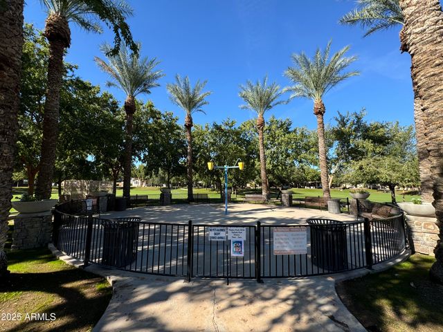 1389 S CHAPARRAL Boulevard, Gilbert, AZ 85296