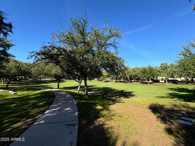 1389 S CHAPARRAL Boulevard, Gilbert, AZ 85296