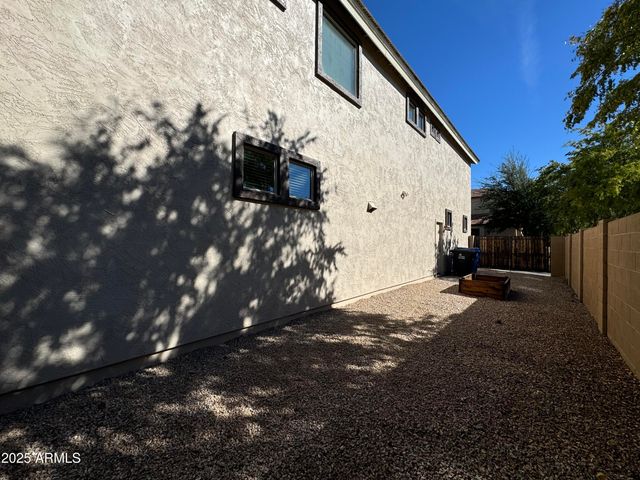 1389 S CHAPARRAL Boulevard, Gilbert, AZ 85296