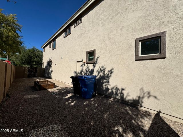 1389 S CHAPARRAL Boulevard, Gilbert, AZ 85296